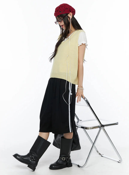 modern-knit-sleeveless-vest-iy525