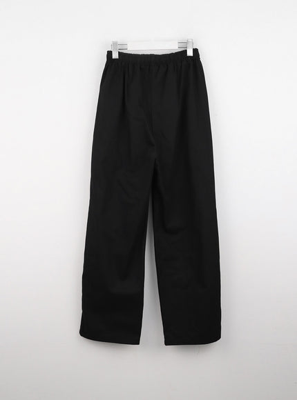 pintuck-wide-fit-pants-io326