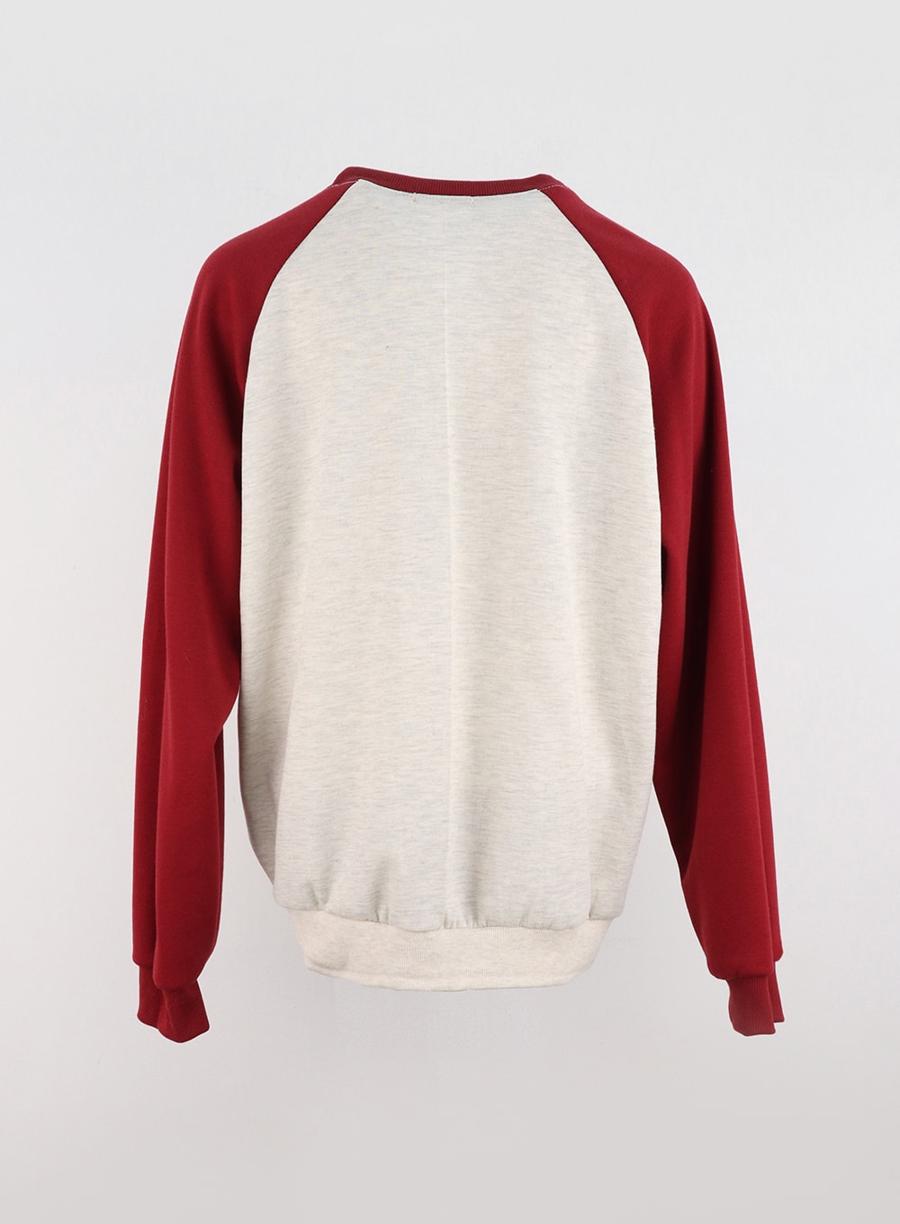 Graphic Raglan Pullover Sweatshirt IO324