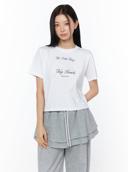 lace-detail-graphic-tee-iu516