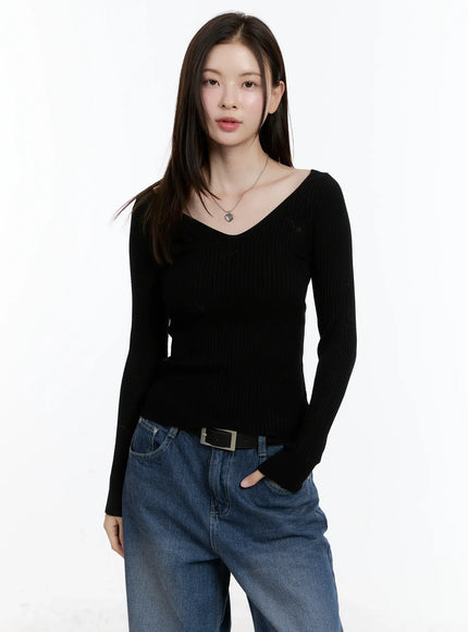 knit-v-neck-sweater-id511 / Black