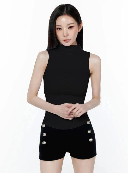 sleeveless-mock-neck-top-iu512 / Black