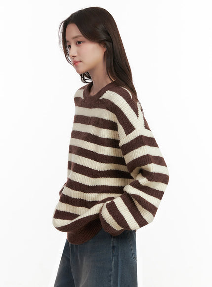 cozy-striped-oversized-sweater-ij510 / Brown