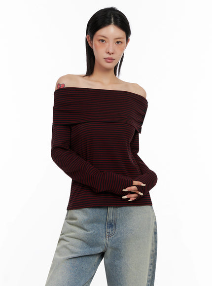 striped-off-shoulder-top-is508 / Dark red