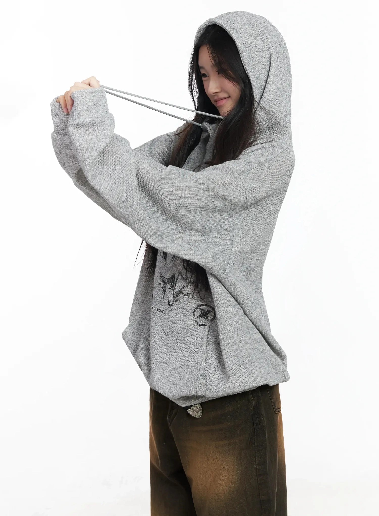 ribbed-graphic-knit-hoodie-im502 / Gray