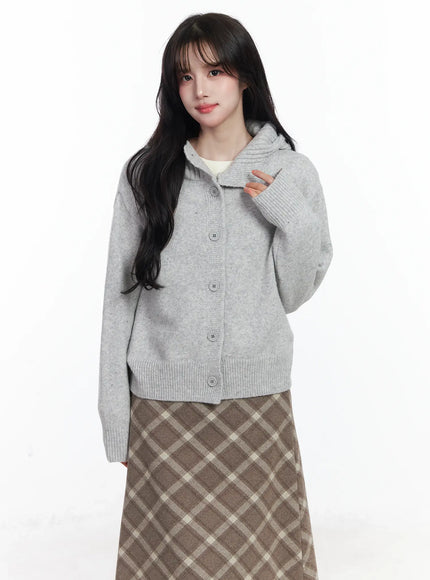 buttoned-knit-hoodie-ij529 / Gray