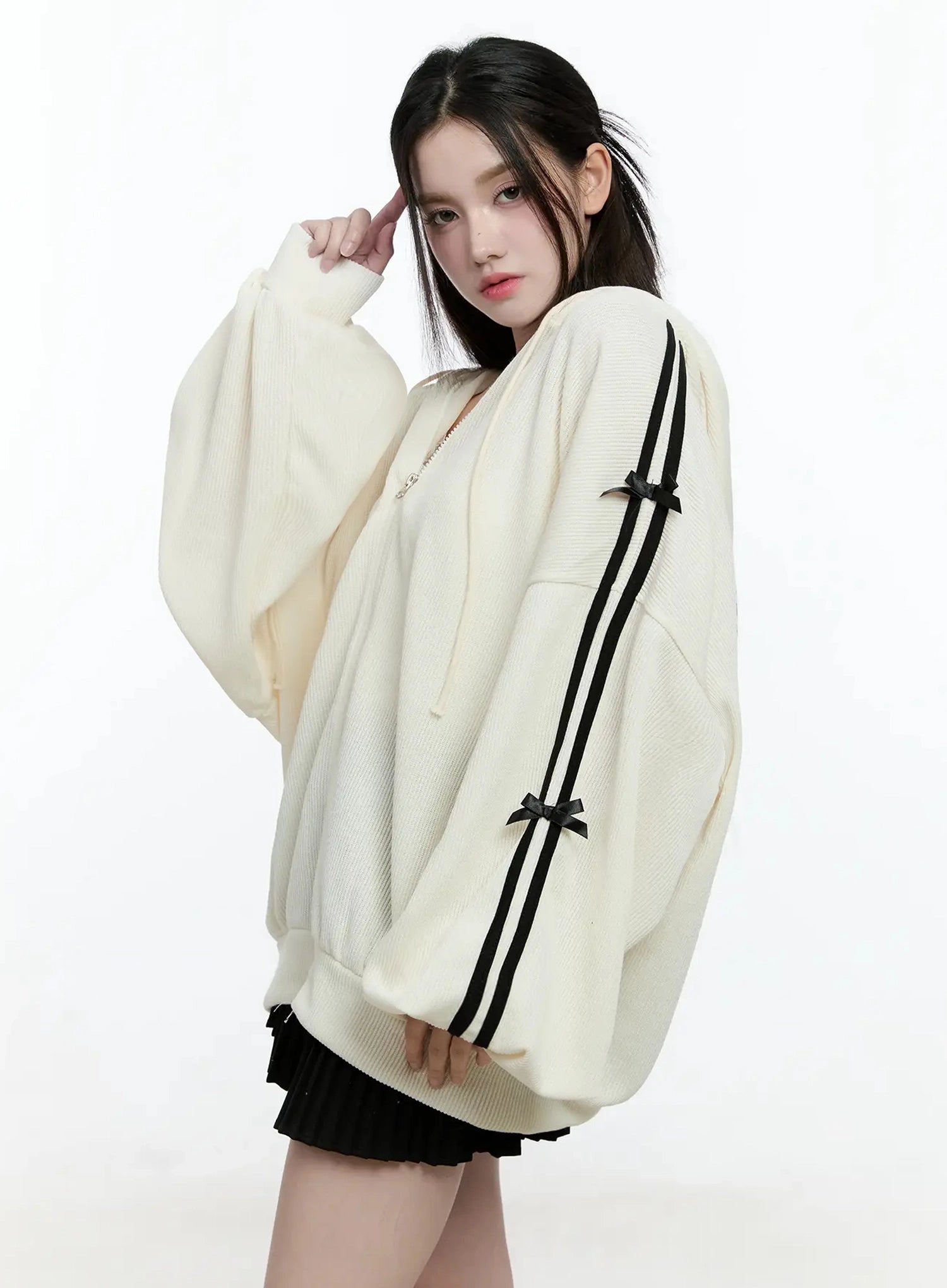 contrast-oversized-zip-up-hoodie-io527 / Light beige
