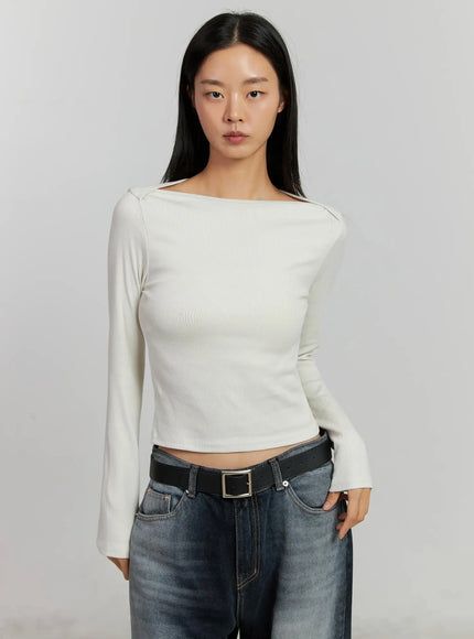 boat-neck-long-sleeve-top-ij505 / Light beige