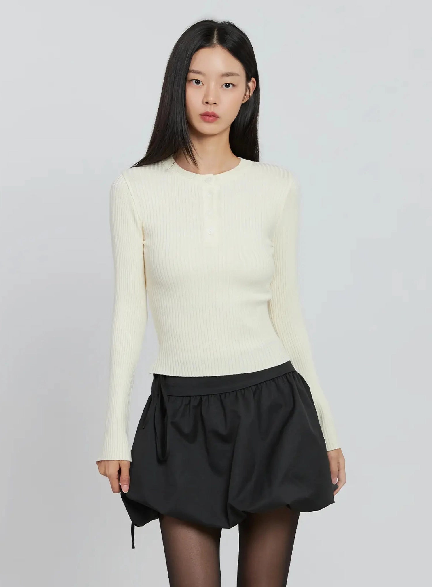 ribbed-henley-knit-tee-io530 / Light beige