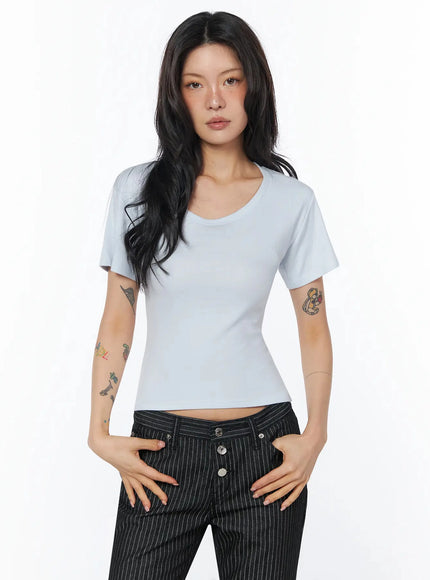casual-round-neck-short-sleeve-top-iu508 / Light blue