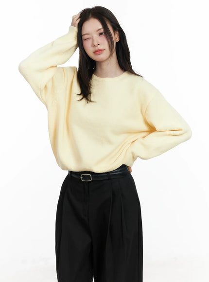 round-neck-knit-sweater-top-if520 / Light yellow