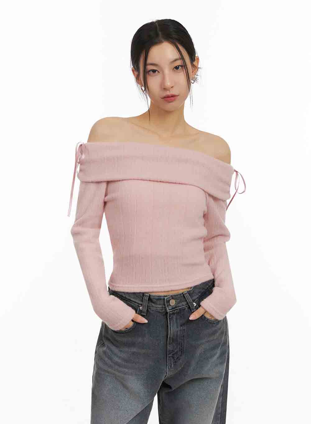 off-shoulder-slim-fit-ribbon-sweater-ij503 / Pink