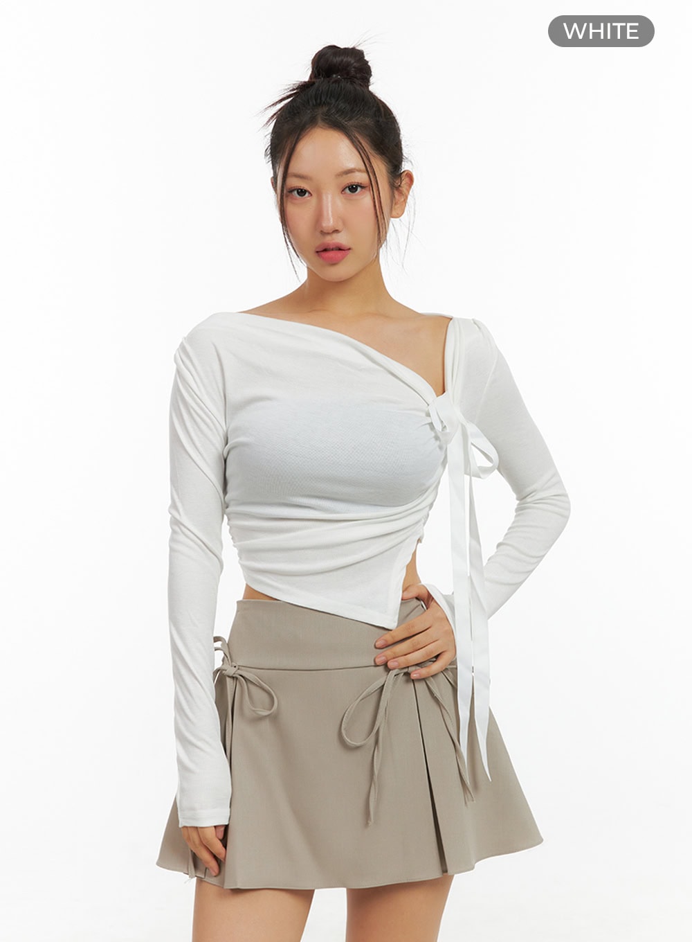 ribbon-asymmetrical-slit-top-is402 / White