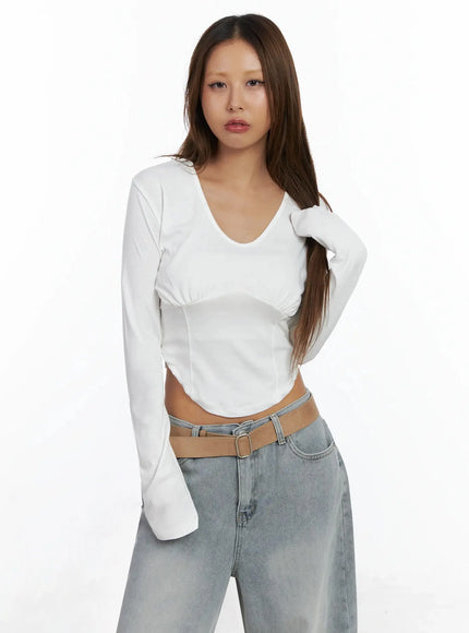 ruched-crop-top-in528 / White