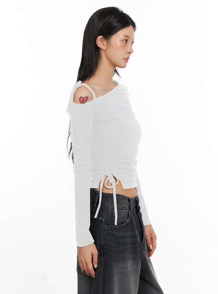 asymmetric-off-shoulder-long-sleeve-top-is515 / White
