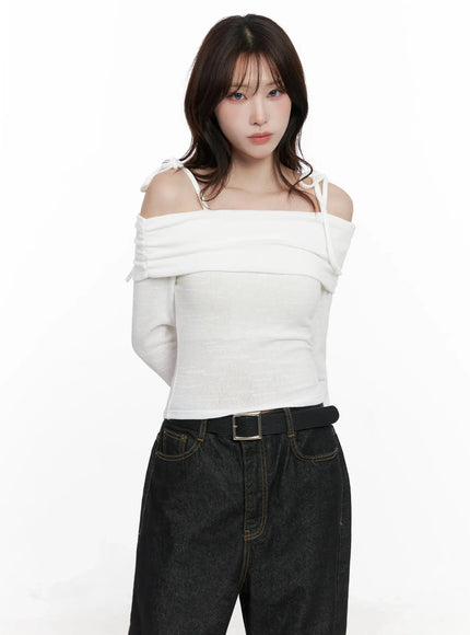 knit-ribbon-strap-off-shoulder-top-in514 / White