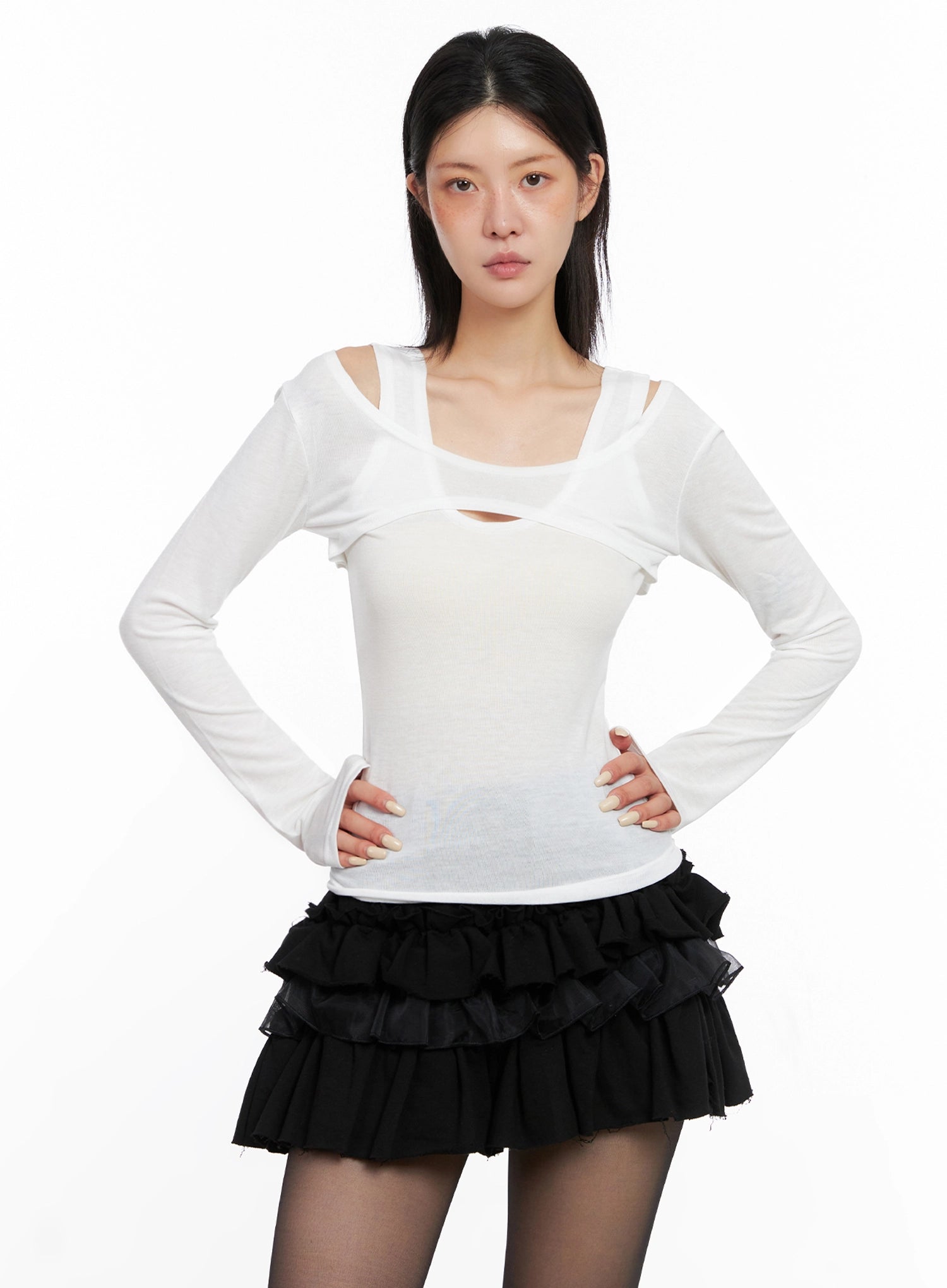 cut-out-long-sleeve-top-is508 / White