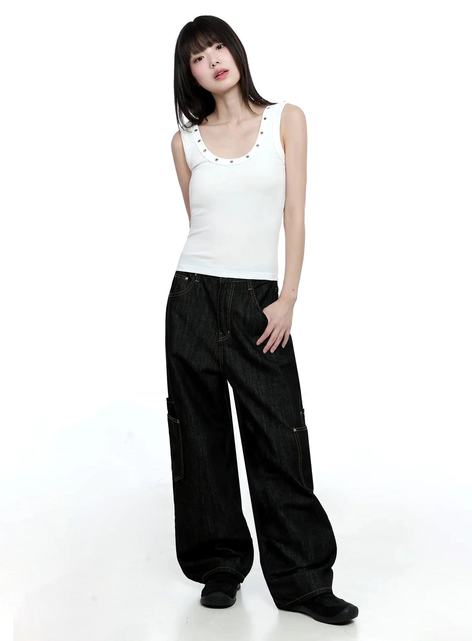 edgy-eyelet-tank-top-ig508 / White