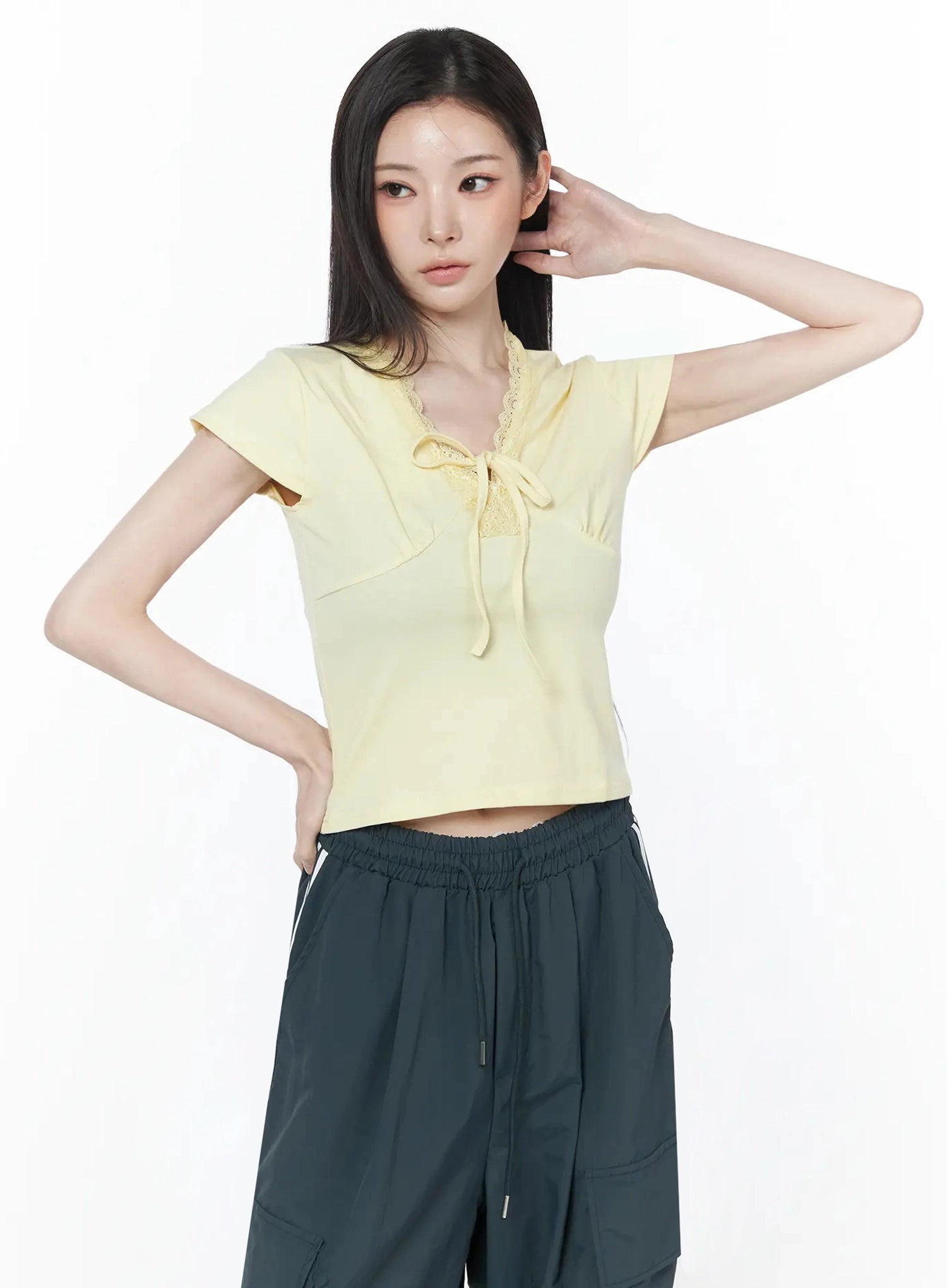 ribbon-lace-short-sleeve-tee-iu512 / Yellow