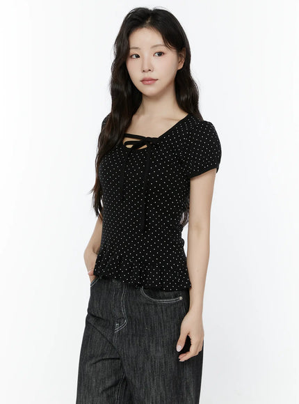 polka-dot-puff-sleeve-ribbon-top-iy507