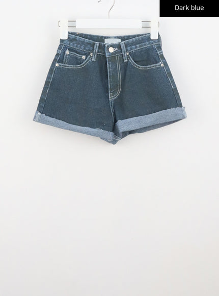 dark-wash-denim-shorts-il307