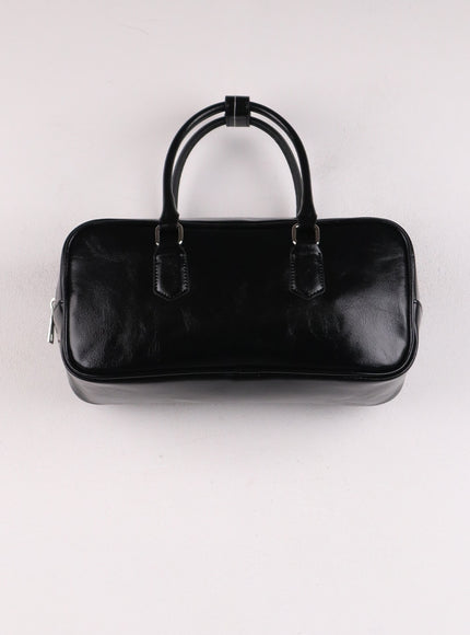 solid-faux-leather-shoulder-bag-ij419