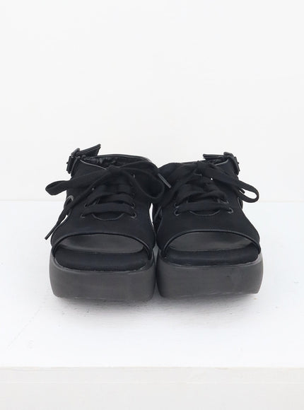 sneaker-sandals-il305