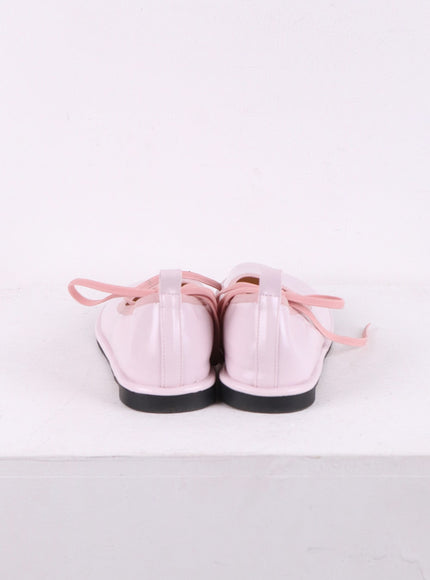 tie-leg-ballet-flats-ij430