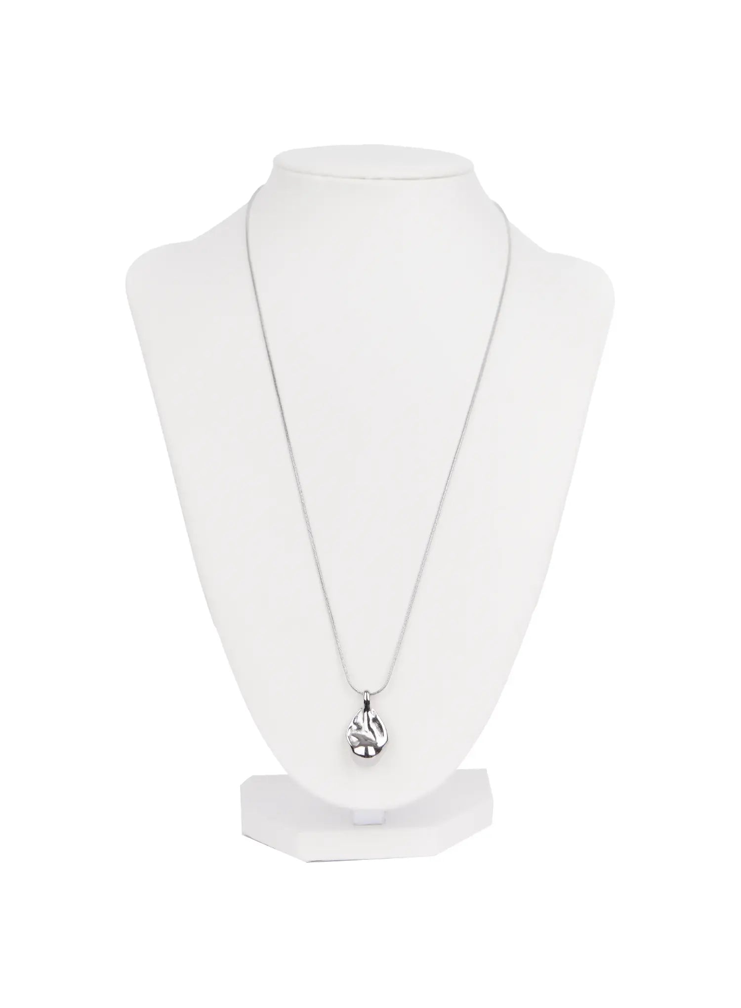 layered-point-pendant-necklace-in510