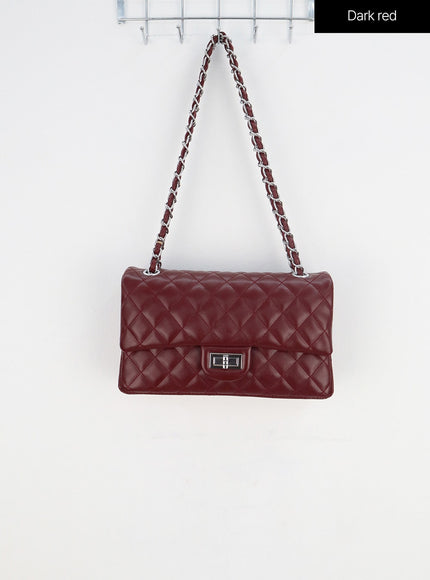 chain-square-shoulder-bag-iy326