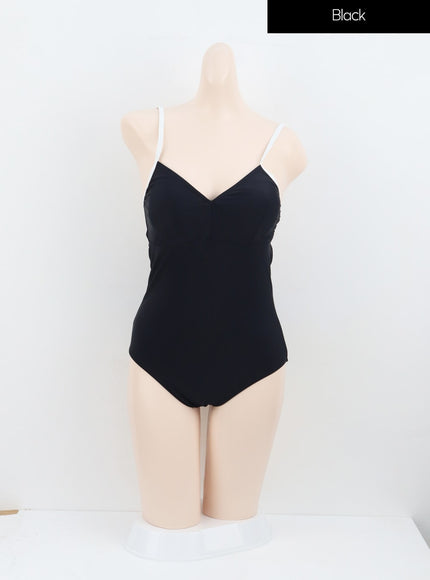 basic-v-neck-swimsuit-iu302