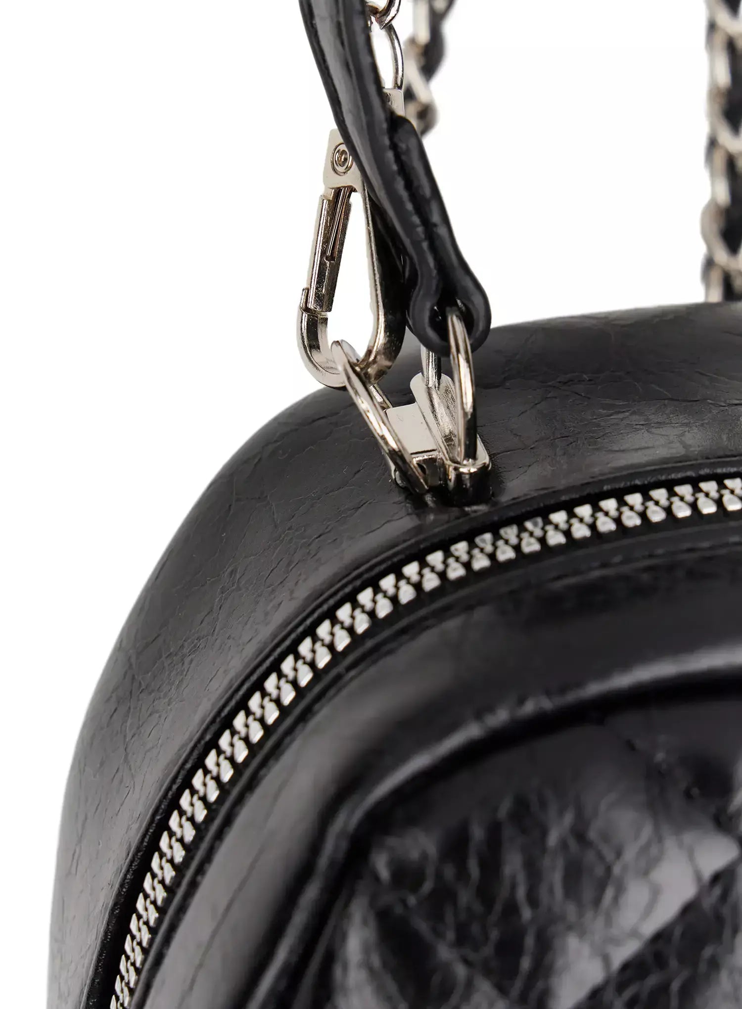 quilted-mini-chain-backpack-im502