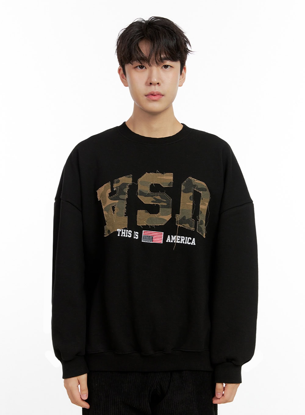 mens-camo-patch-crewneck-sweatshirt-in422 / Black