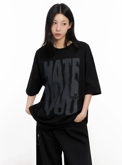 oversized-graphic-print-tee-ig508 / Black