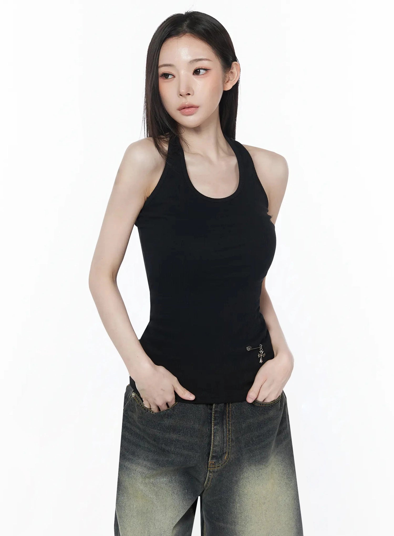 halter-neck-ribbed-tank-top-iu512 / Black