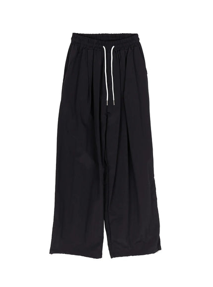 parachute-wide-leg-pants-iu519 / Black