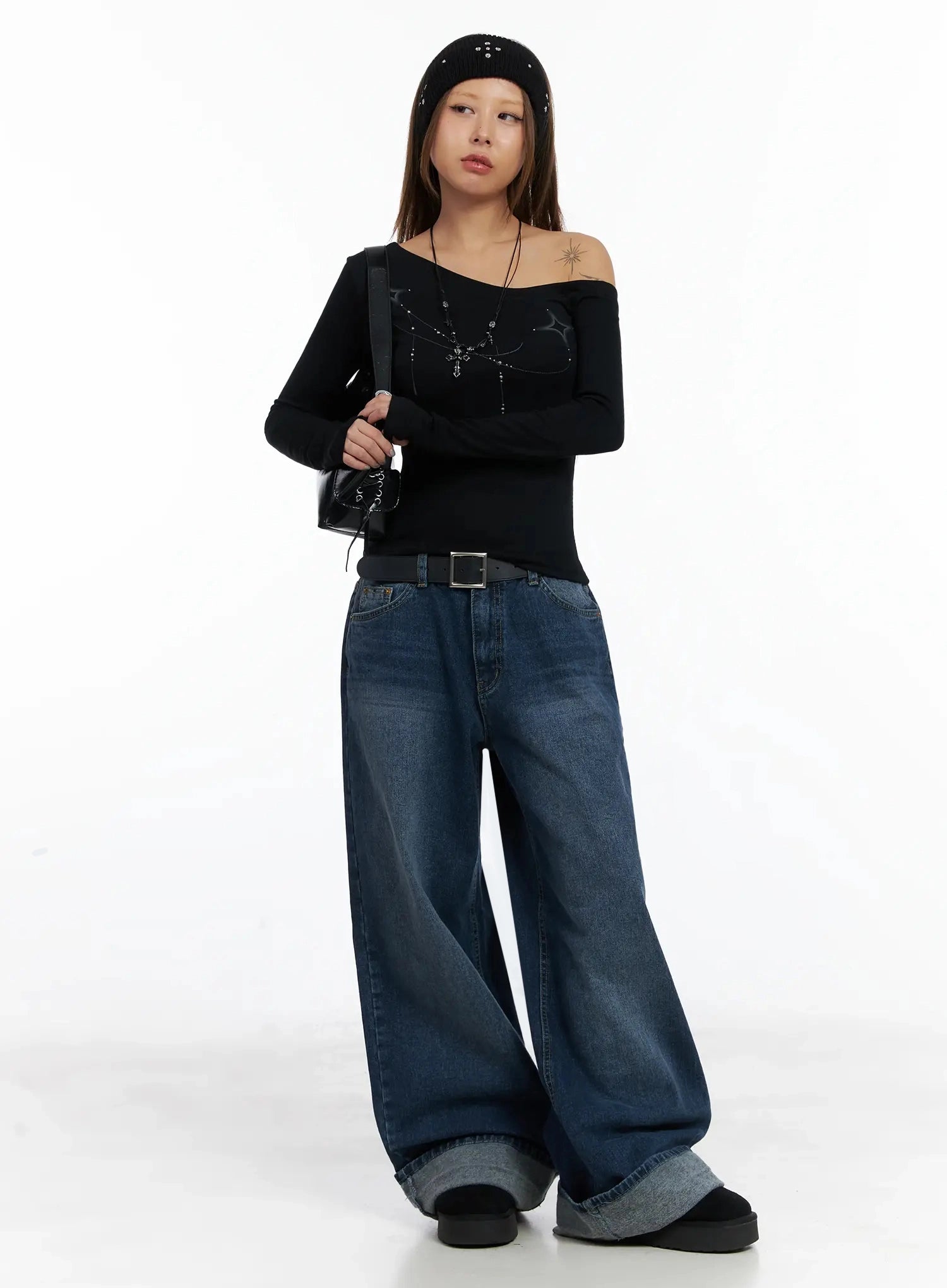 geometric-studded-off-shoulder-top-in528 / Black