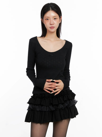 scoop-neck-ribbed-long-sleeve-top-is508 / Black