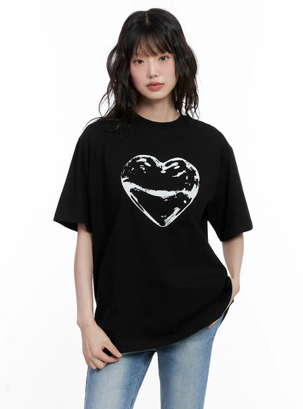 heart-graphic-tee-il531 / Black