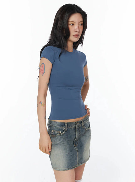 slim-fit-round-neck-basic-top-iu509 / Blue