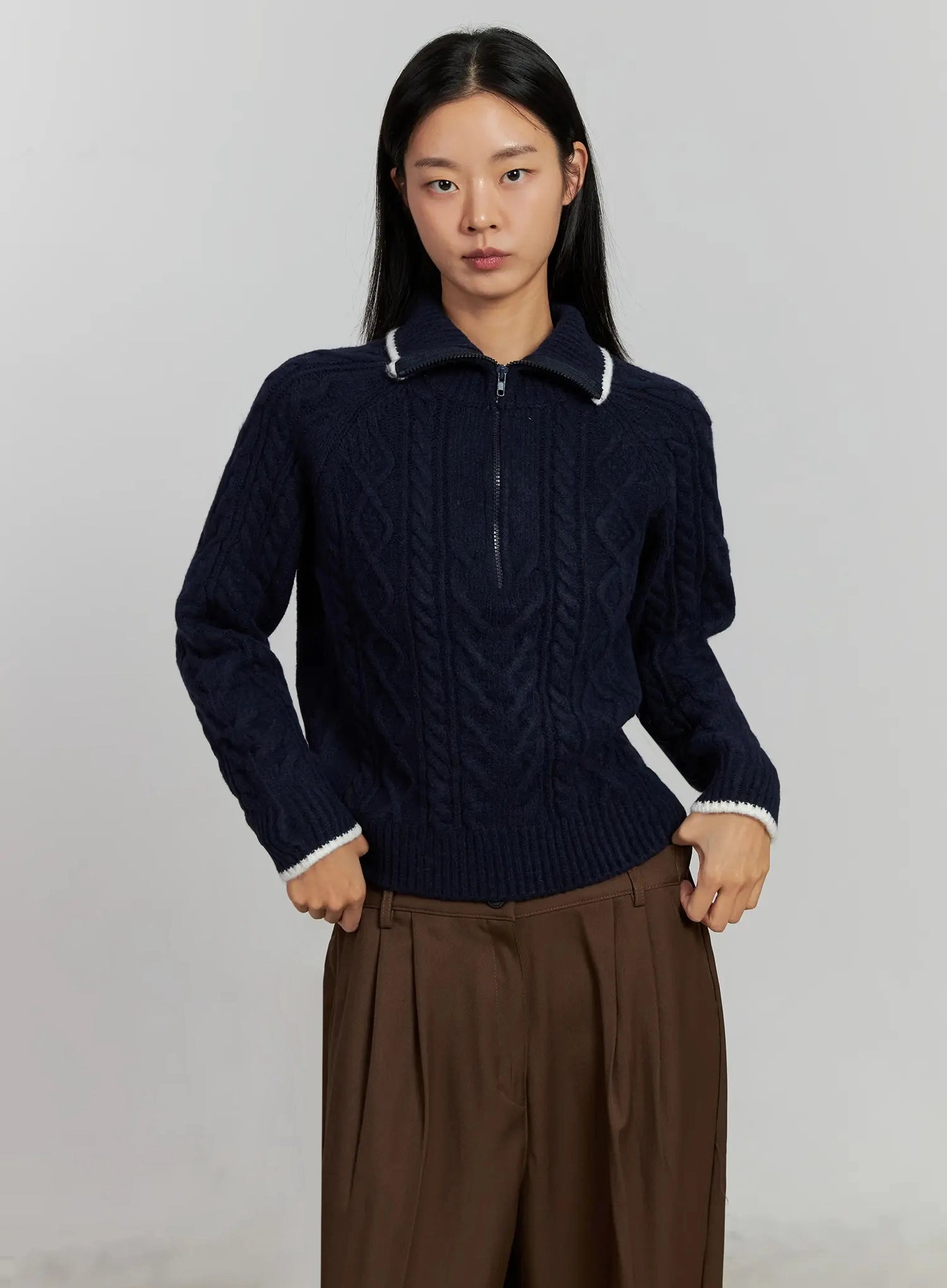 cable-knit-half-zip-sweater-ij505 / Dark blue