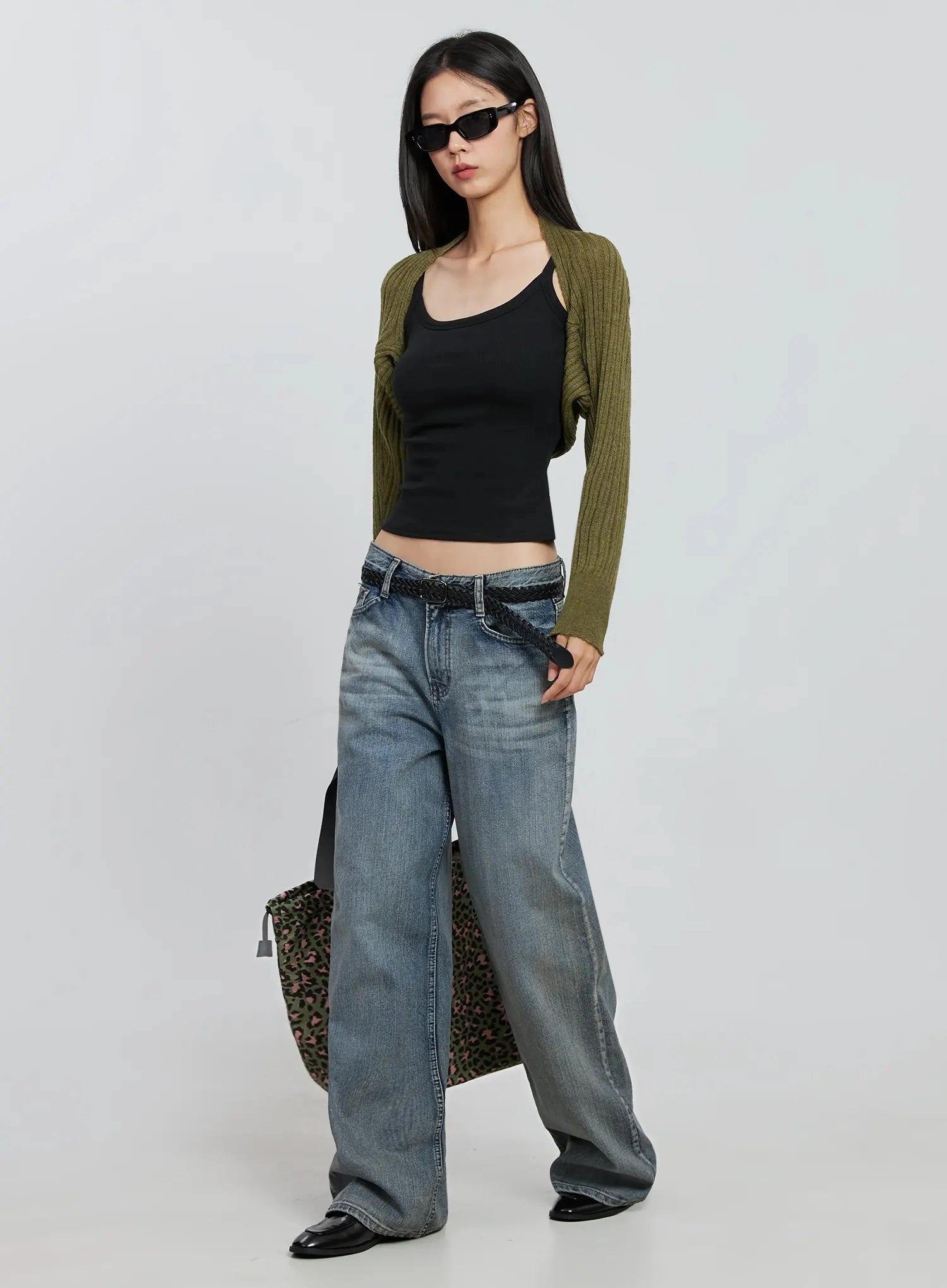 ribbed-knit-bolero-in507 / Dark green