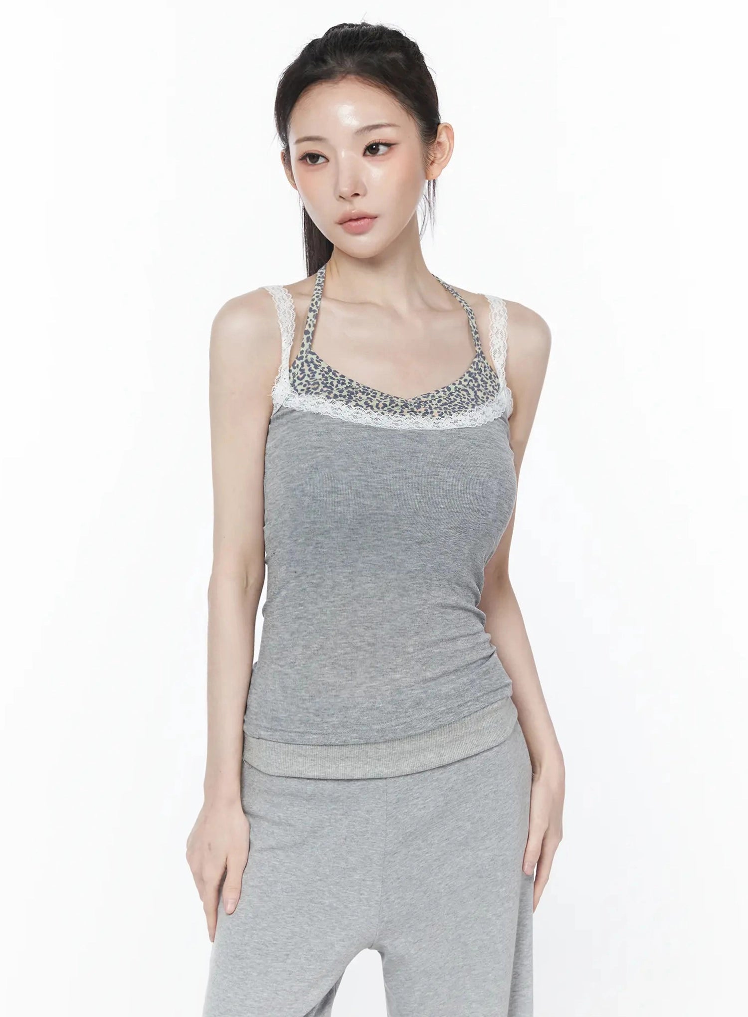 leopard-accent-cami-top-iu512 / Gray