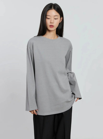 casual-long-sleeve-oversized-tee-in507 / Gray