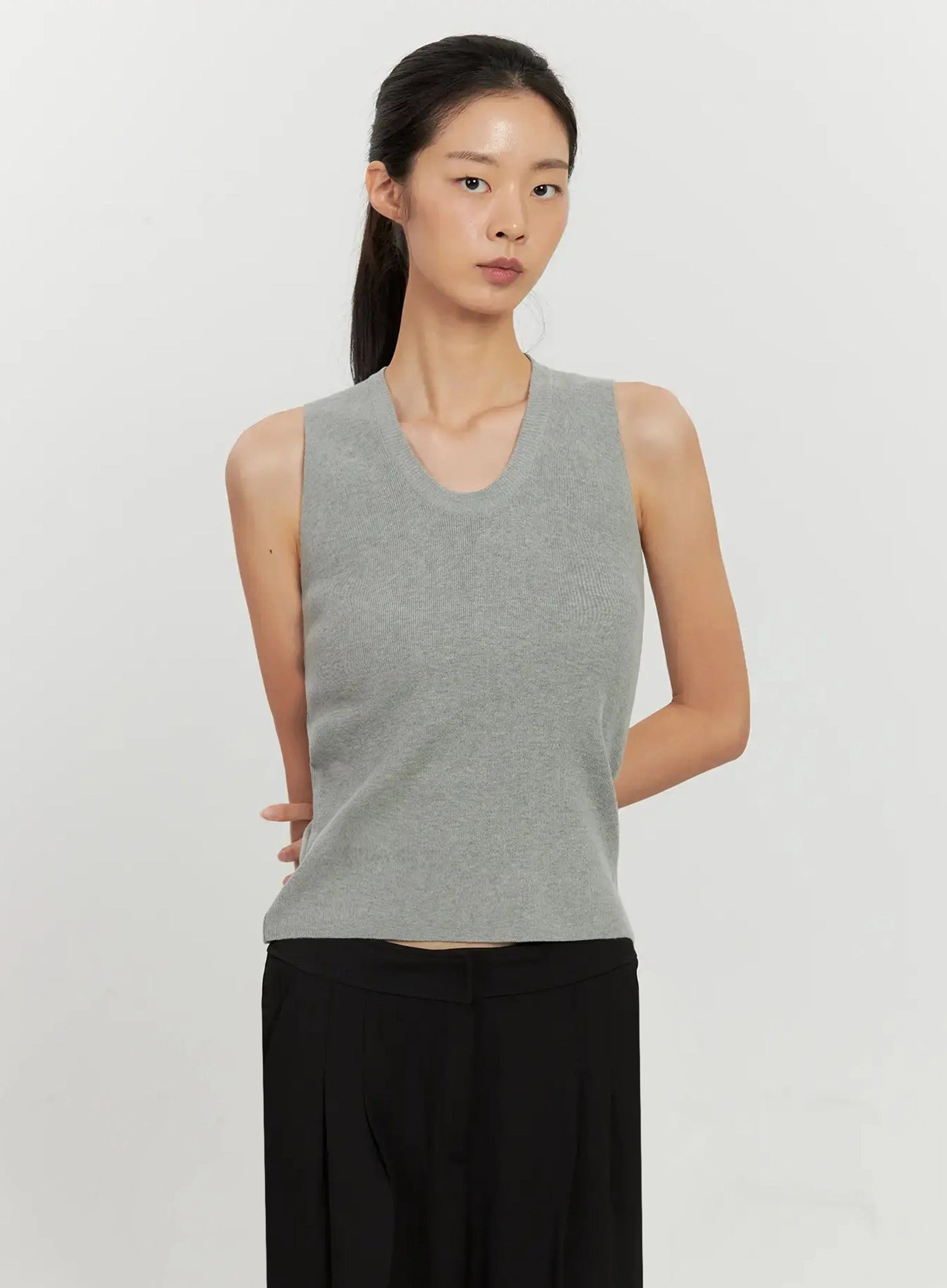 u-neck-knit-tank-il528 / Gray