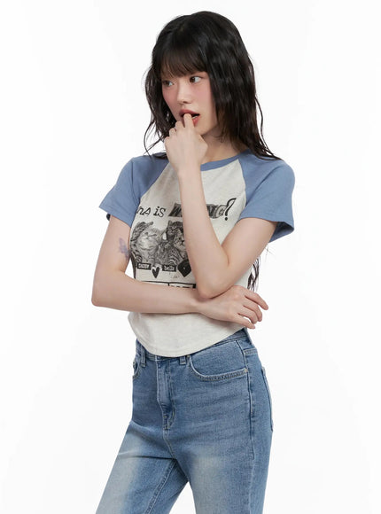 cat-graphic-raglan-tee-il531 / Light blue