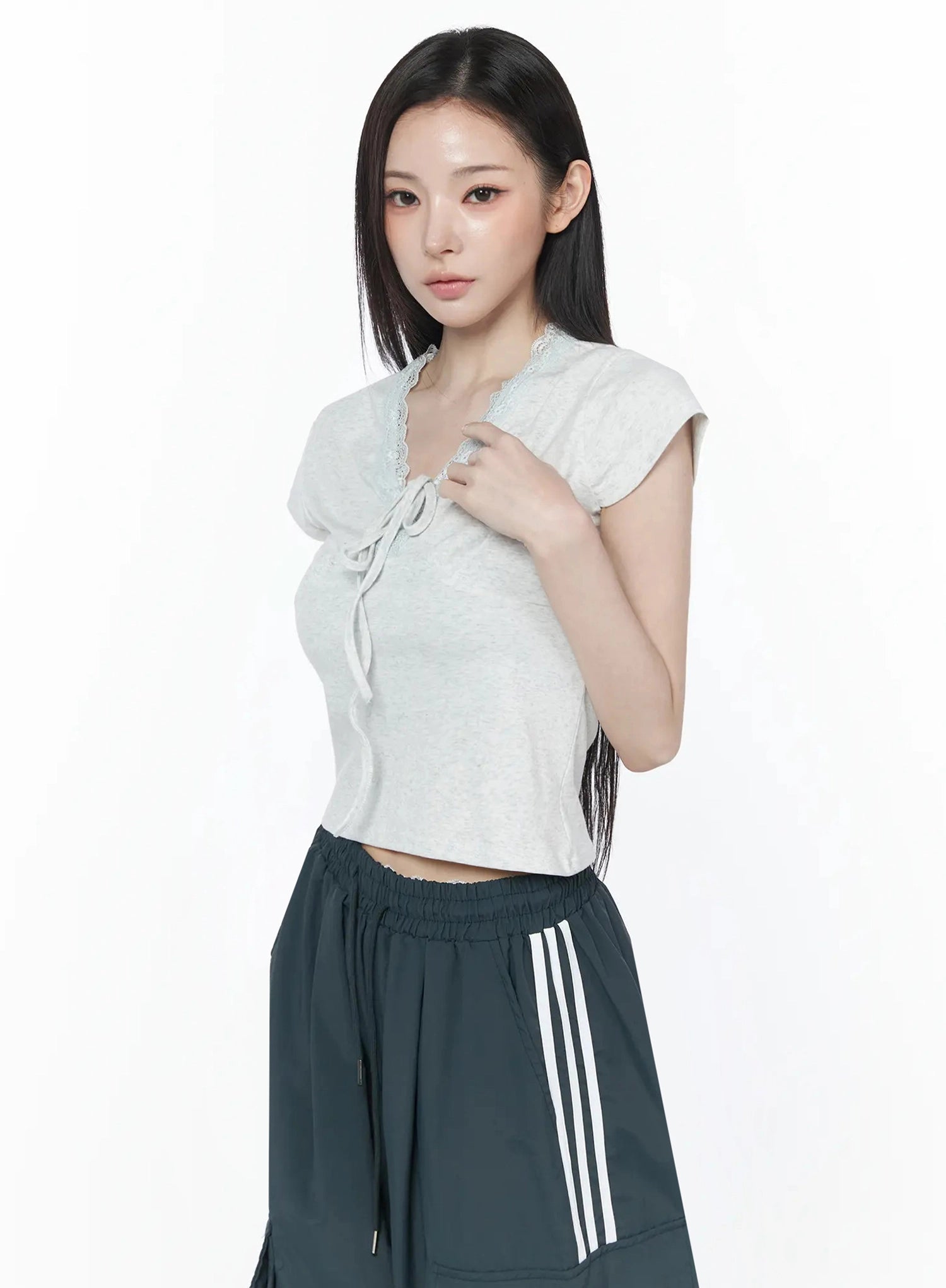 ribbon-lace-short-sleeve-tee-iu512 / Light gray