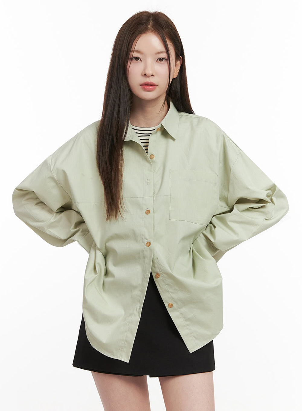 collared-loose-fit-button-down-shirt-ij527 / Light green