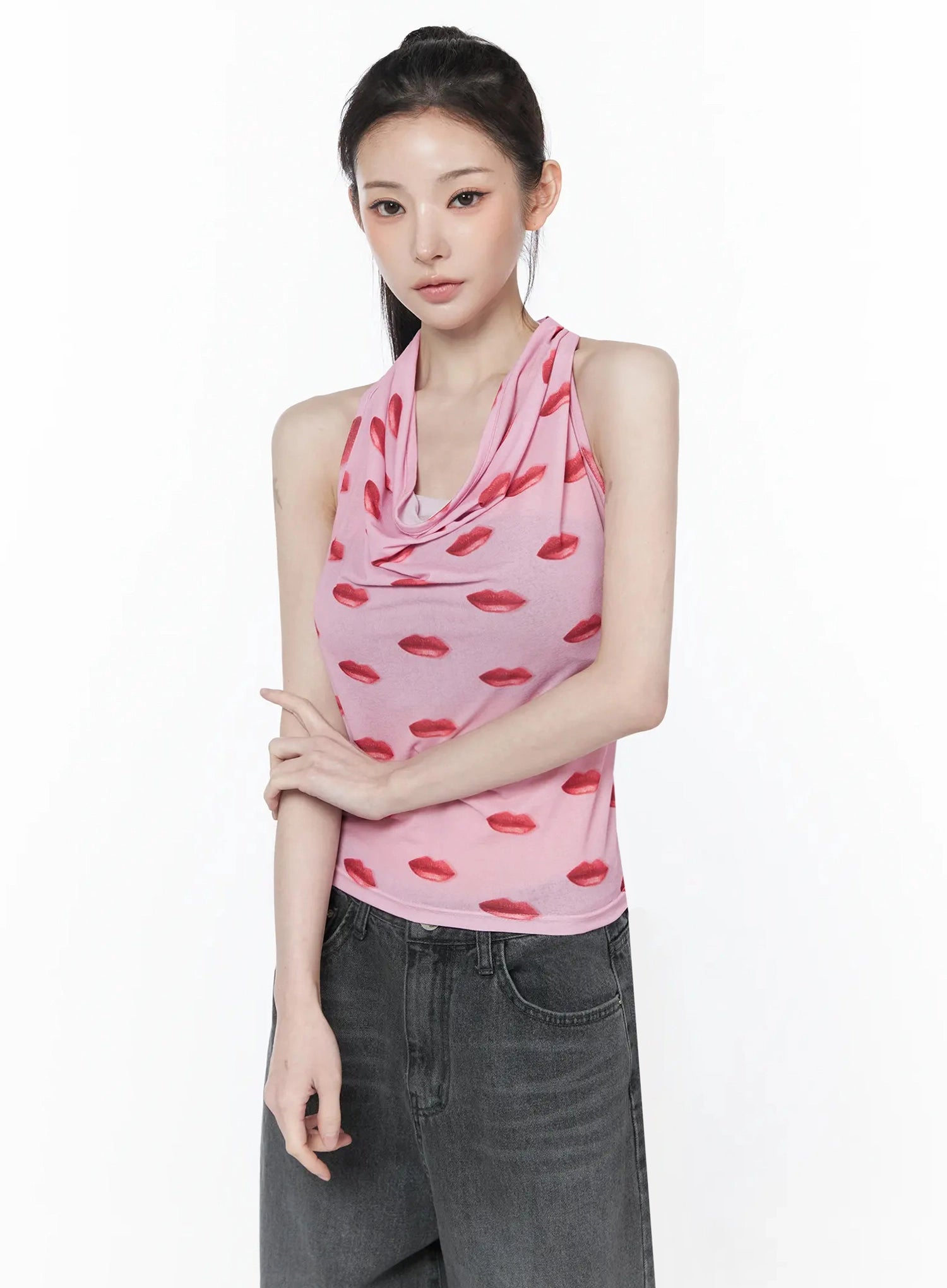 kiss-draped-halter-top-iu512 / Pink