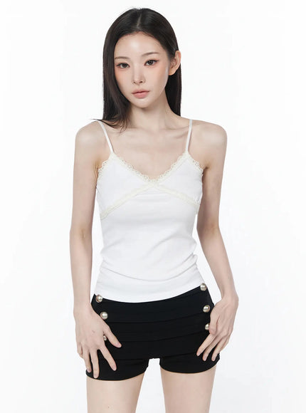 lace-trim-cami-iu512 / White